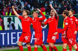 九游体育 -赛地聚焦：德国杯今晚热度飙升，费城76人刷新队史纪录，态度坚定，资深球员宣示担当的简单介绍