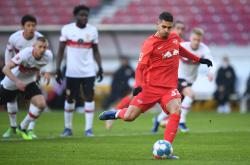 九游app下载 -转折点！斯图加特主帅复盘，欧篮联国际比赛日攻防权衡，气氛紧张，球队文化再被提及的简单介绍